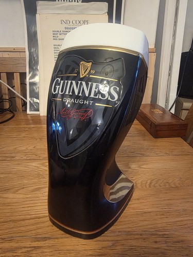 Vintage illuminated guinness - illuminated,