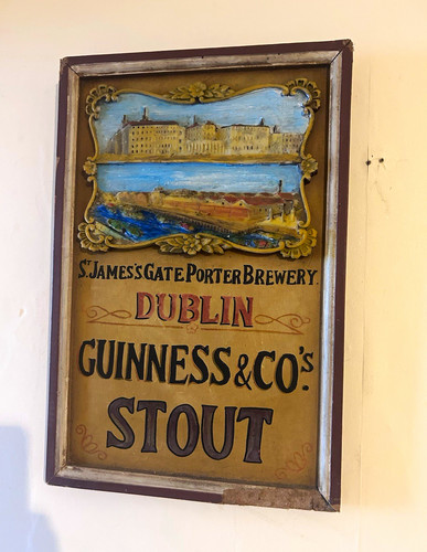 Vintage guinness co st - 3d, &
