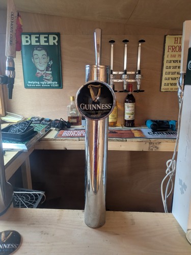 Guinness beer pump full - full, bar